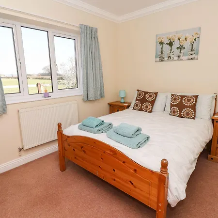 Middlegate Holiday home *